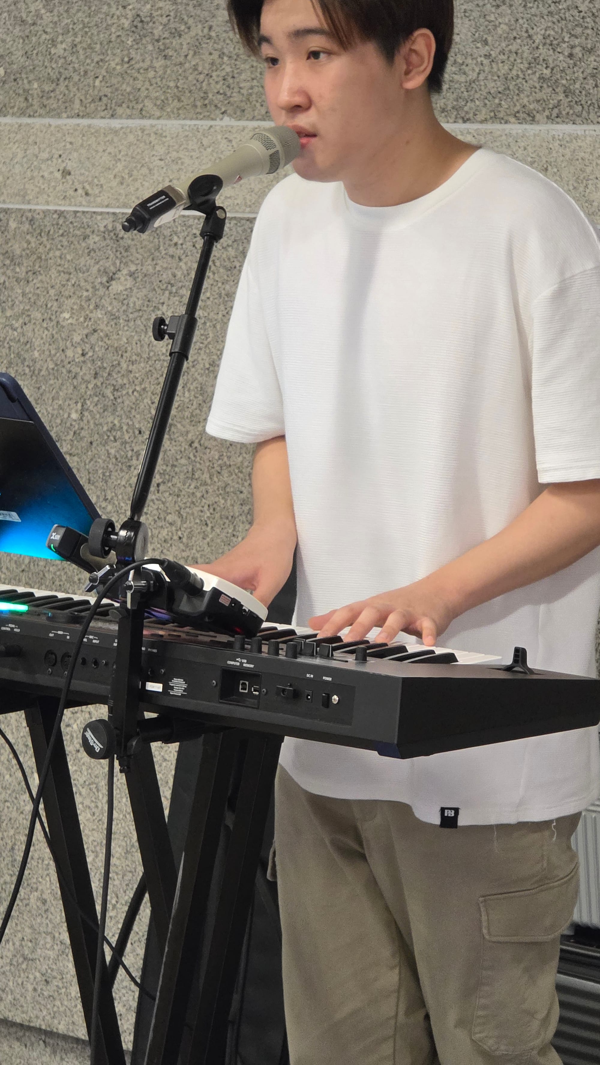 Bryan Ong - HarbourFront MRT station - 13 Apr 2025