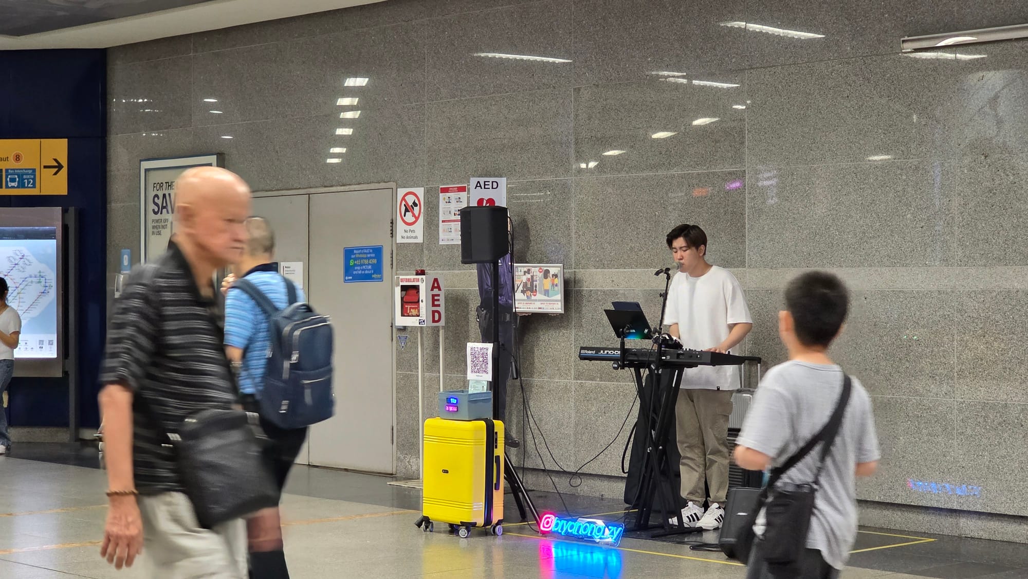 Bryan Ong - HarbourFront MRT station - 13 Apr 2025